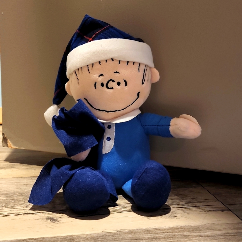 Vintage Linus Van Pelt Stuffed Plush Toy - Peanuts Toy - Blue  Blanket & Hat